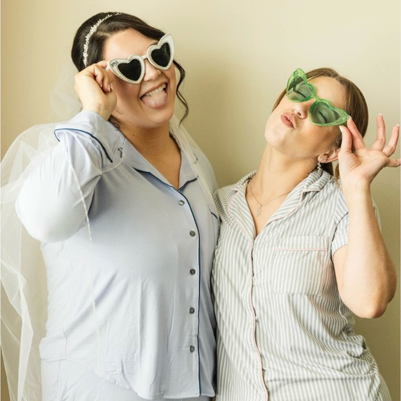 Meet your Posher, Nina - Picture 1 of 1